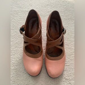 Fluevog size 6.5 Coral & Cognac Bellevue shoe